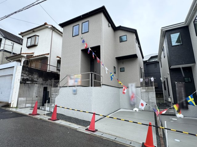 明石市松が丘３丁目新築戸建２号棟の外観
