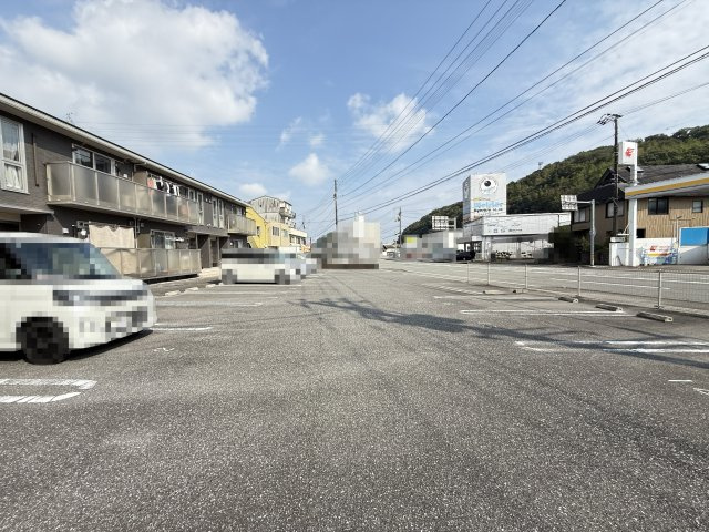 ヴァンヴェール大津の駐車場