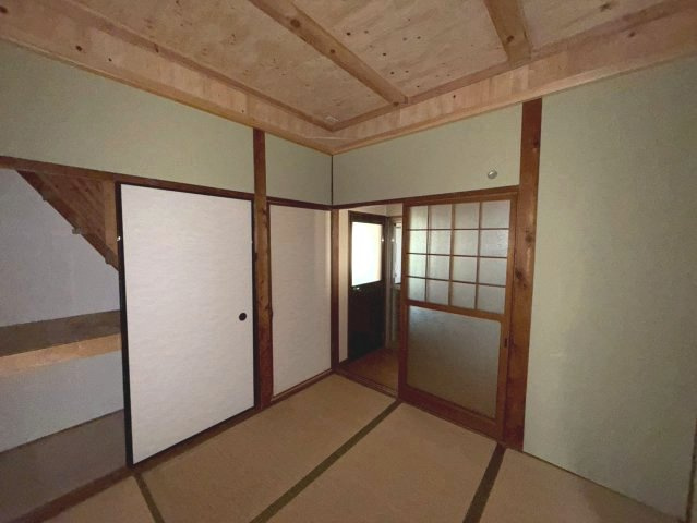 東香里新町テラスハウス　賃貸の和室|い草の香りが落ち着く素敵な和室です