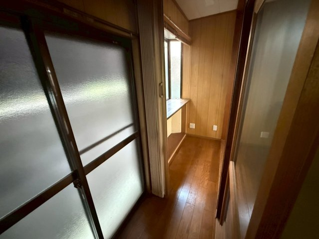 東香里新町テラスハウス　賃貸の内装|明るい室内です