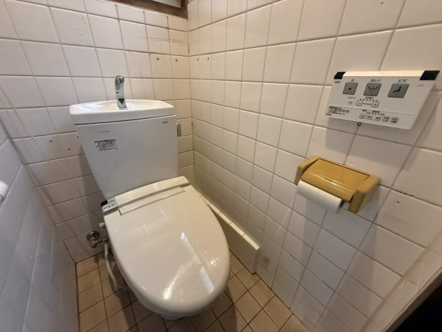 東香里新町テラスハウス　賃貸のトイレ|トイレもきれいです