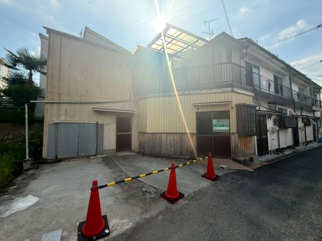 東香里新町テラスハウス　賃貸の駐車場