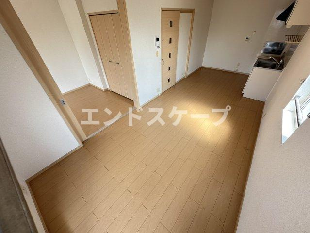 カルム２２の居間・リビング|高崎、前橋のお部屋探しはエンドスケープまで！お客様の理想お聞かせ下さい♪