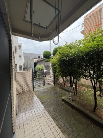 【庭】