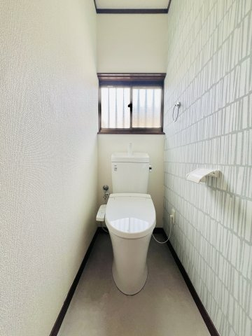高崎市新町のトイレ|清潔感のあるシンプルなトイレ。