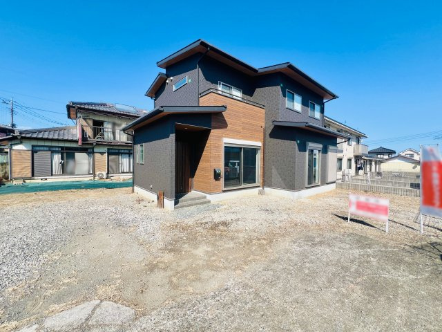 高崎市吉井町吉井の外観|駐車スペース2台可◎