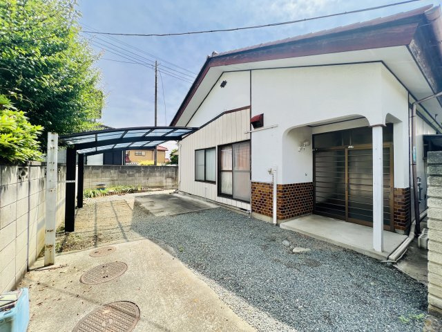 桐生市相生町5丁目の駐車場|カーポート付き◎