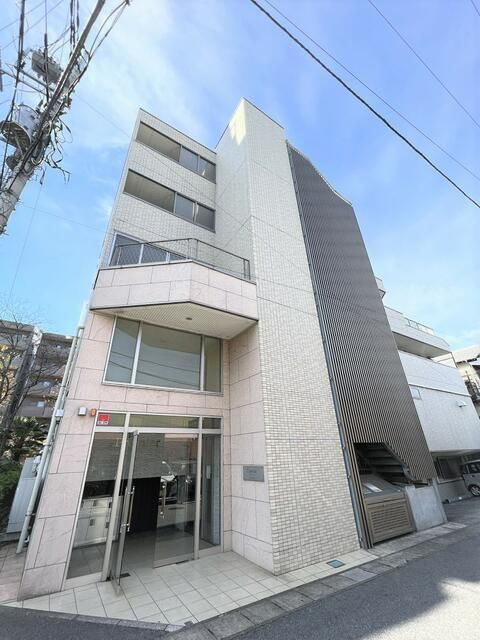 Premierの外観