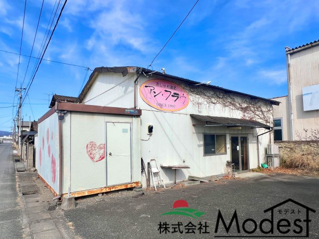 渋川市中村の外観|年中無休で平日の仕事終わり夜２０時まで受付可能です。
事前のご予約がオススメです。お気軽にお問い合わせください。
