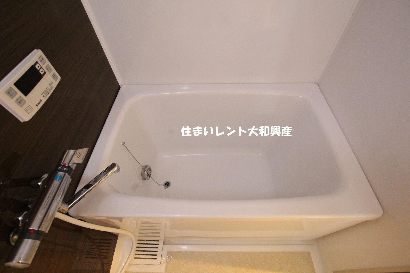 プラスパラスの浴室