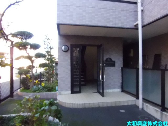プラスパラスのエントランス