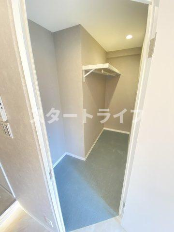 大阪市淀川区宮原５丁目の賃貸マンションの収納