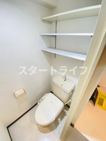 大阪市東淀川区西淡路３丁目の賃貸マンションのトイレ
