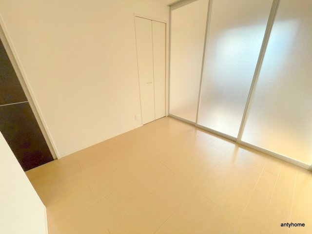 エルスール江坂の居間・リビング