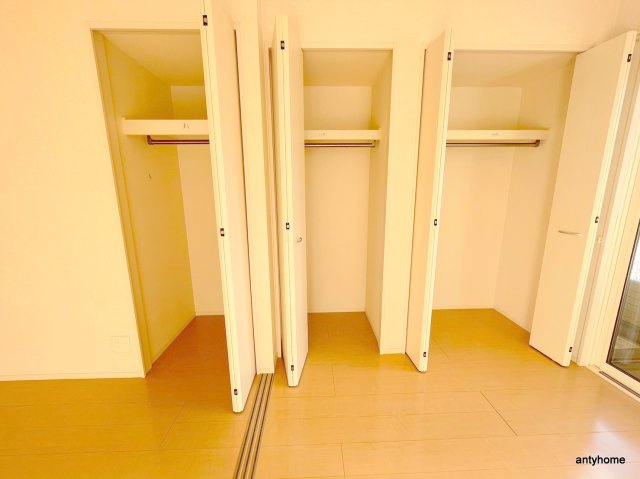 エルスール江坂の収納
