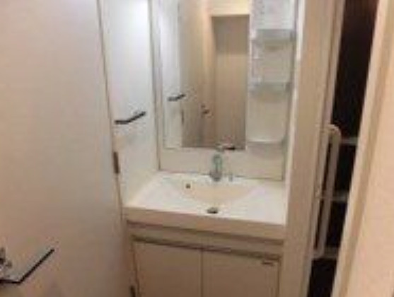 ＲＥＡＬＩＺＥ新御徒町の独立洗面台