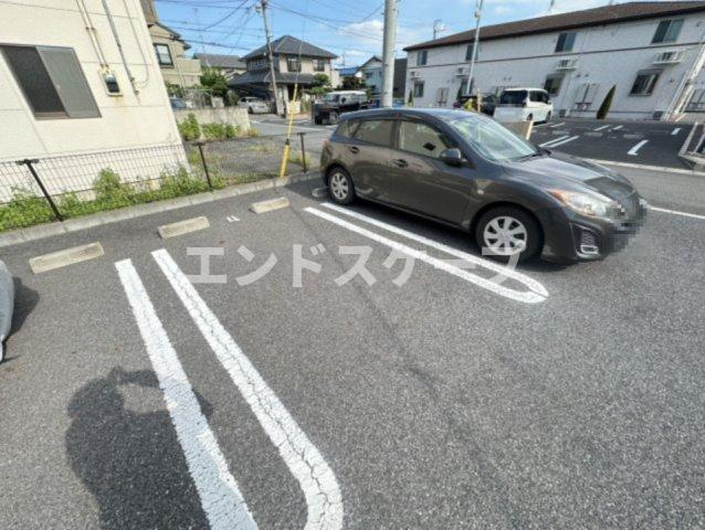 ＬａＴｏｕｒＫＡＩＺＡＷＡ　Ⅰの駐車場|高崎、前橋のお部屋探しはエンドスケープまで！お客様の理想お聞かせ下さい♪