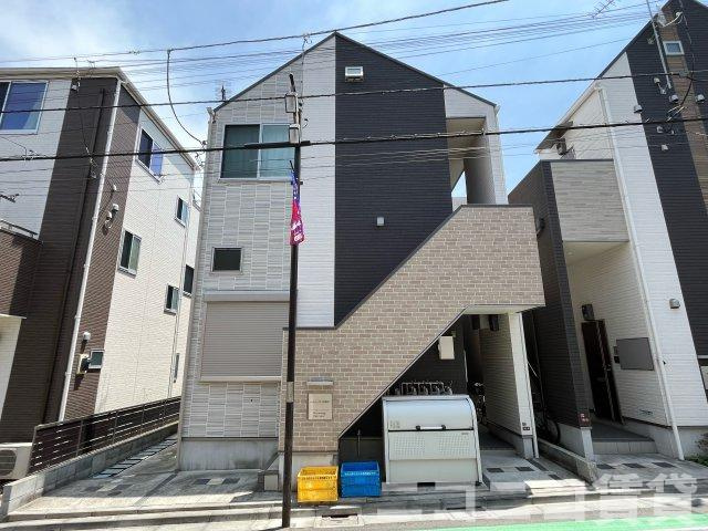 杉並区下高井戸３丁目のアパートの外観