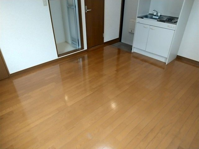 山口ビルの寝室
