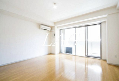 【居間・リビング】 | ラフィネ築地 | 洋室のお部屋です。