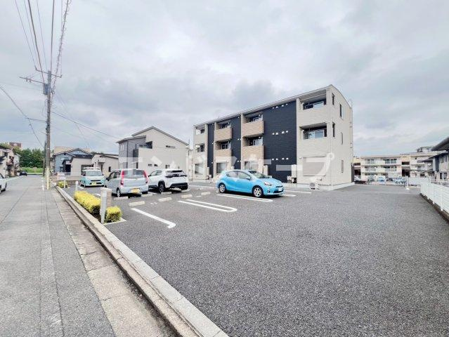 プラシードＮ　Ａの駐車場|高崎、前橋のお部屋探しはエンドスケープまで！お客様の理想お聞かせ下さい♪