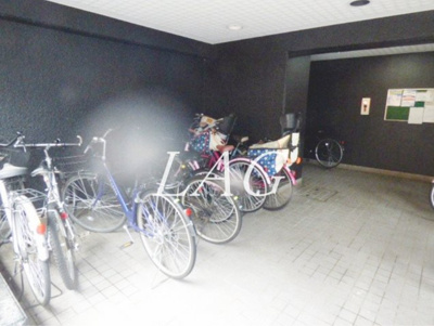 【その他共用部分】 | 三ツ和マンション | 駐輪場です。