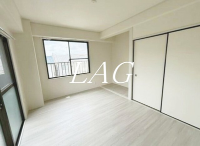 【居間・リビング】 | 三ツ和マンション | 洋室のお部屋です。