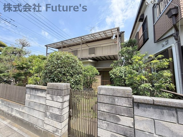 三郷市鷹野4丁目　中古戸建の外観|鷹野小学校まで徒歩10分でお子様の通学も安心
