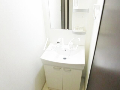 【洗面所】 | ヴァンヴェール岡埜 | 独立洗面台です。