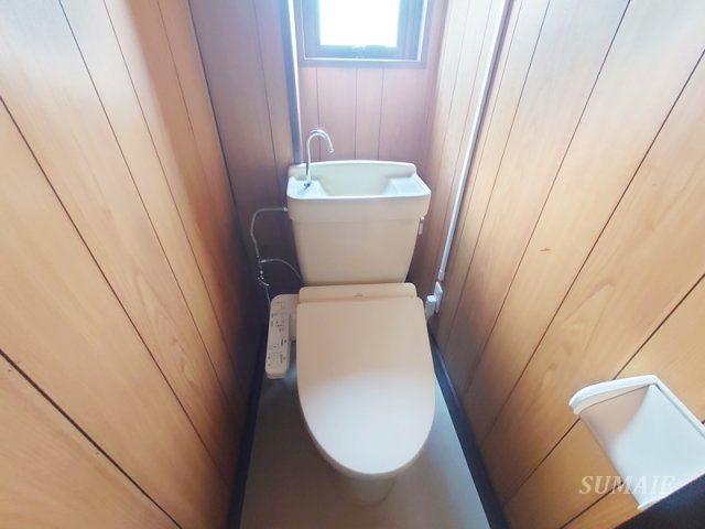 川口屋コーポのトイレ|温水洗浄機能付きトイレです☆