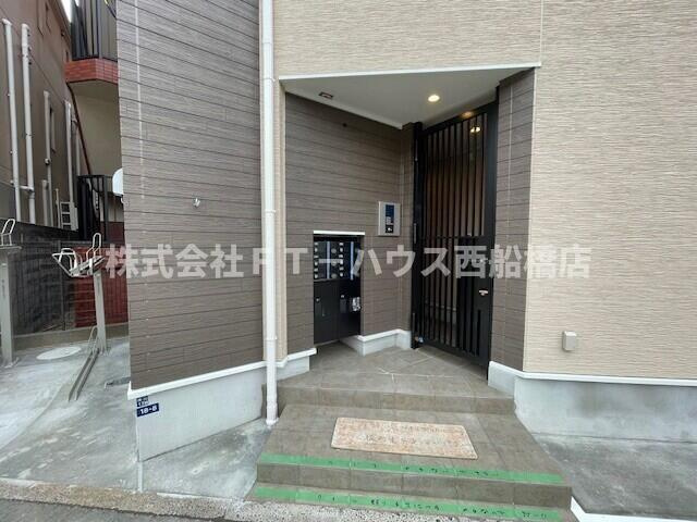 ベイホーム市川（Ｅ－２０２）のエントランス