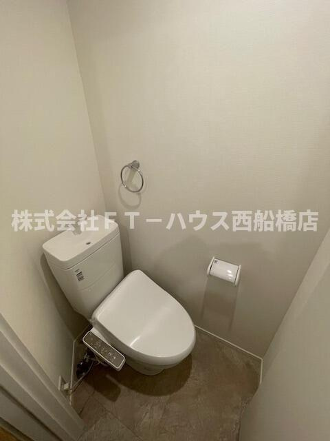 ベイホーム市川（Ｅ－２０２）のトイレ