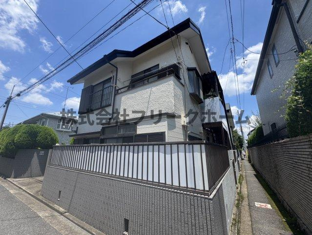 武蔵野市西久保１丁目のアパートの外観