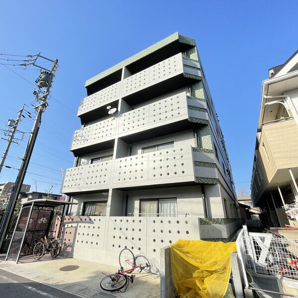 エムロード（ｅｍｅｒａｕｄｅ）
