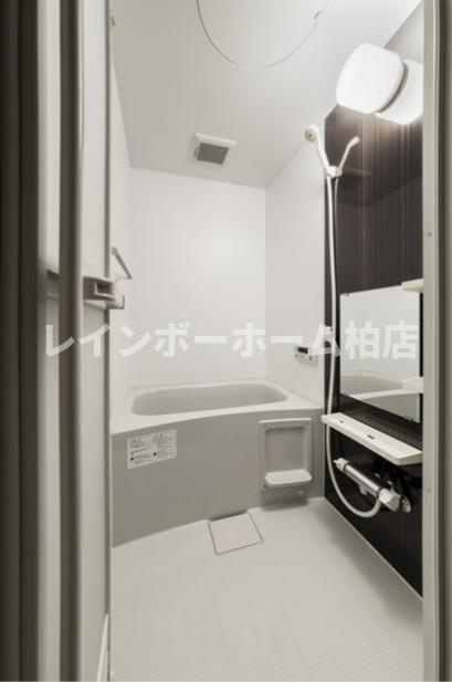 casa vecchia Ⅱ（カーサベッキアツー）の浴室|追い焚き機能があります