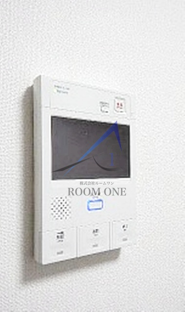 ガラ・ステージ日本橋のセキュリティ|モニター付きインターホンです。