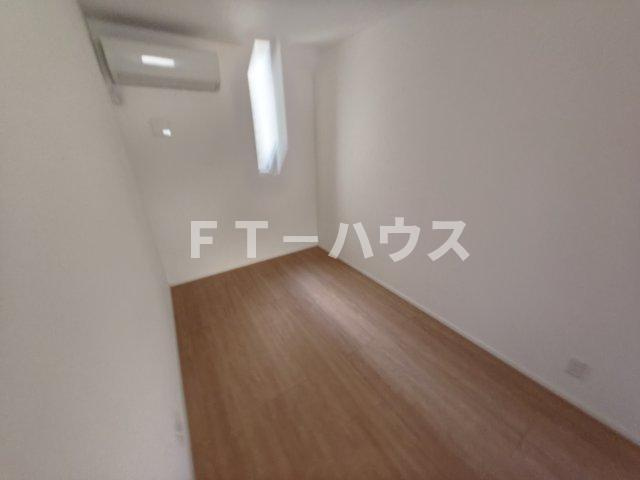 西船橋戸建ての居間・リビング
