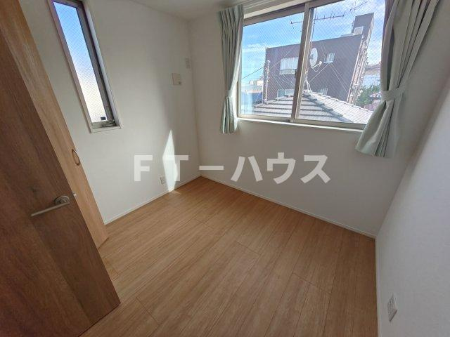 西船橋戸建ての居間・リビング