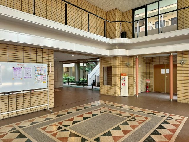 ヒューマンズパーク守口のエントランス|オートロック付きでセキュリティも安心です！