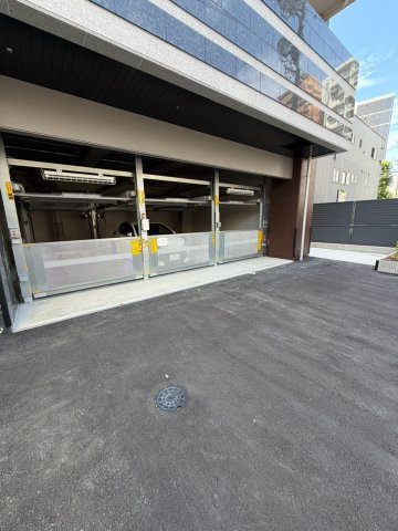 S-RESIDENCE名古屋菊井aline(アライン)　の駐車場