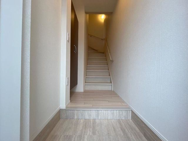 ルミナスカーサ 長嶺東の玄関
