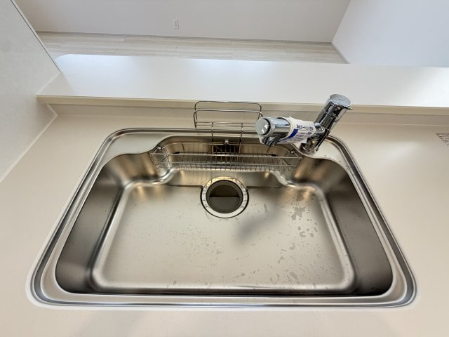 読谷村瀬名波（全2棟）2号棟のキッチン|2号棟　浄水器付き♪