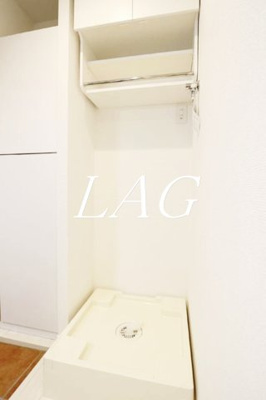 【設備】 | センターバレー西小山 | 室内洗濯機置き場です。