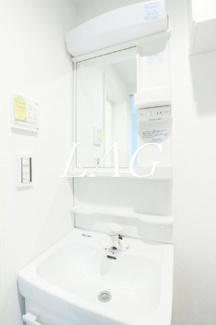 【洗面所】 | センターバレー西小山 | 独立洗面台です。