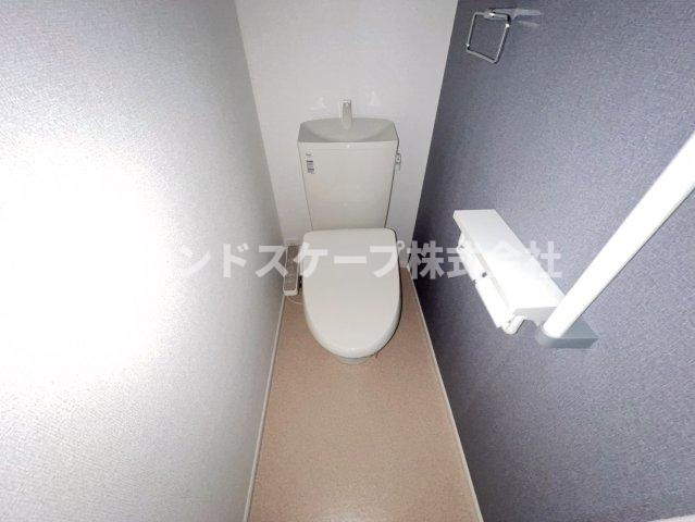 インテルメッツォ北藤Ⅱのトイレ|高崎、前橋のお部屋探しはエンドスケープまで！お客様の理想お聞かせ下さい♪