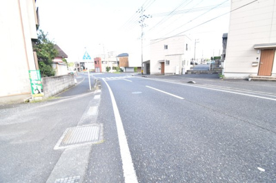 【前面道路含む現地写真】 | 鹿屋市西原1丁目　売地(全2筆) | 南側