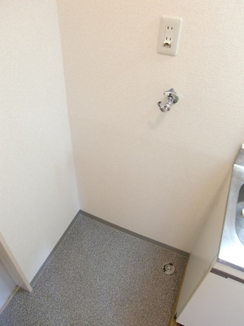 ハイブリッジの洗面所|室内洗濯機置き場