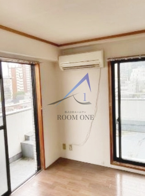 Ｂｅｉｔ　Ｓｈａｌｏｍの居間・リビング|洋室のお部屋です。