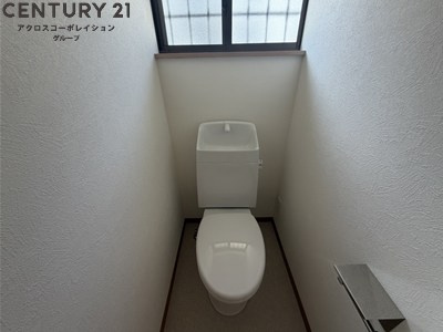 清潔感のあるトイレです