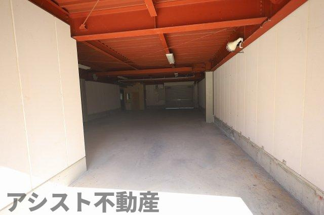 寿町事務所・倉庫の内装